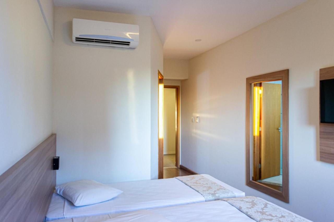 Hotel Malibu Inn 坎皮纳斯 外观 照片