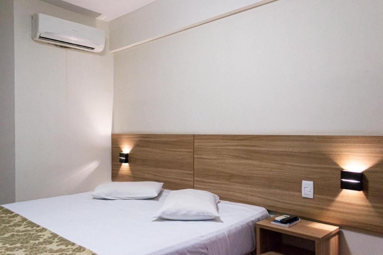 Hotel Malibu Inn 坎皮纳斯 外观 照片