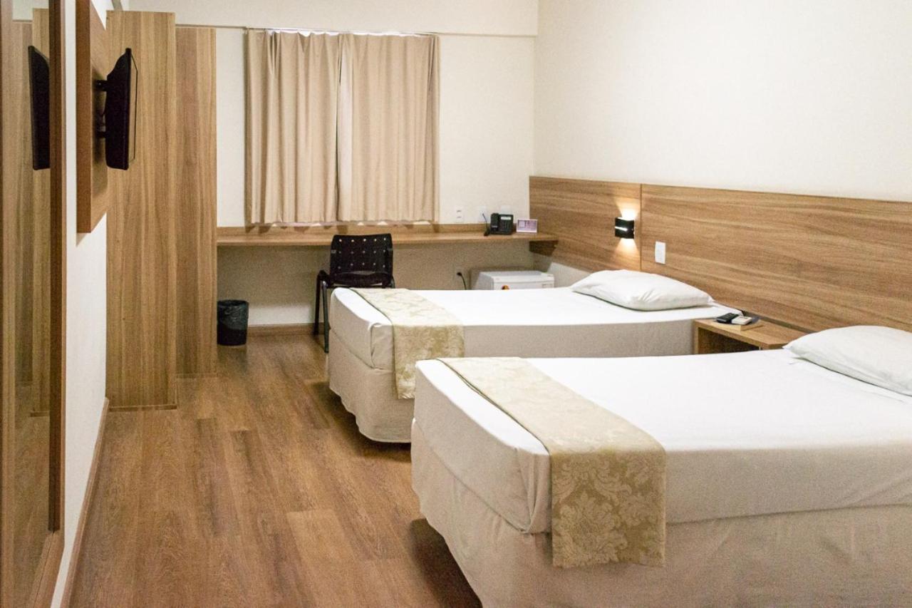 Hotel Malibu Inn 坎皮纳斯 外观 照片